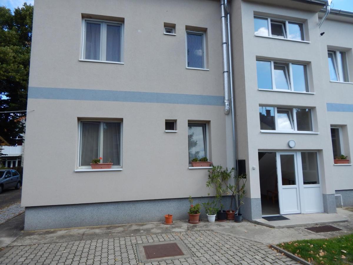 Hajdúszoboszló Hajdu Vendeghaz酒店 外观 照片